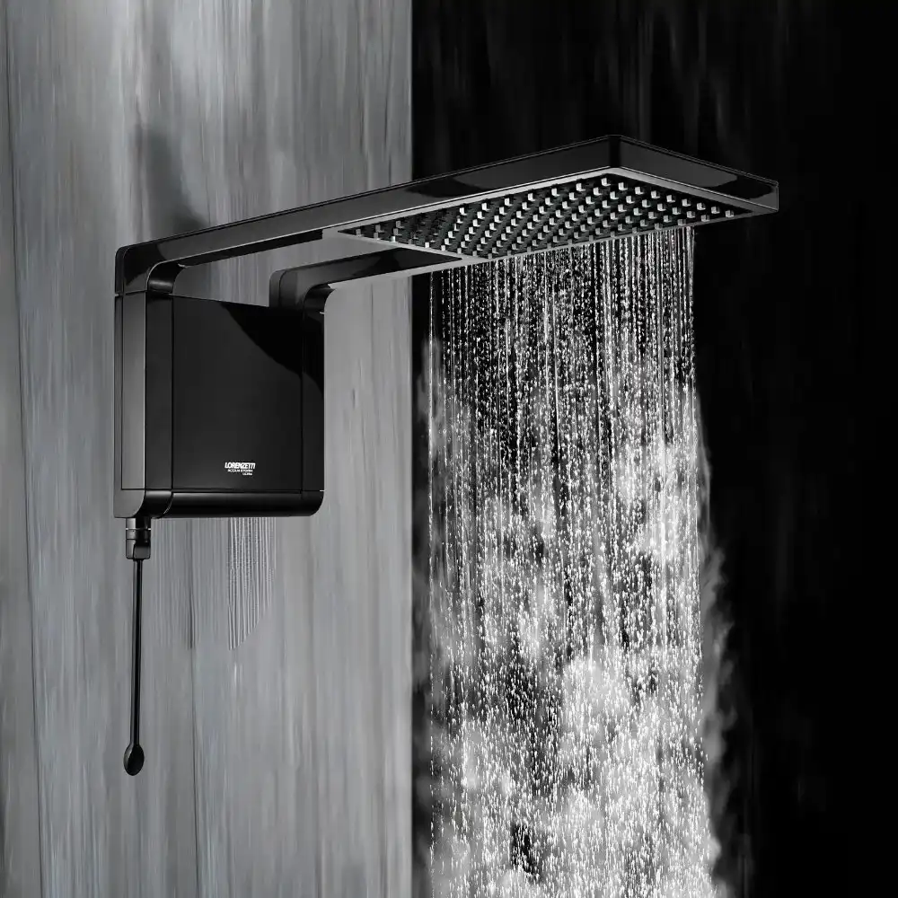 Chuveiro elétrico lorenzetti 220v moderno com efeito de banho de chuva, ideal para banheiro de alta tecnologia e conforto, com água fluindo suavemente.